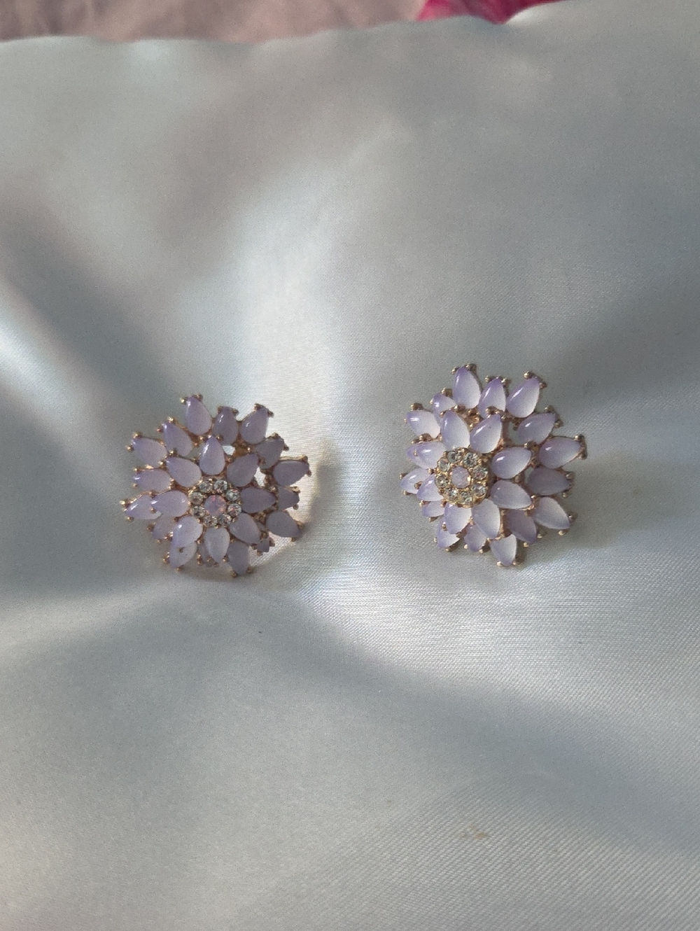 Lavender Floral Cluster Stud Earrings - Women Jewelry